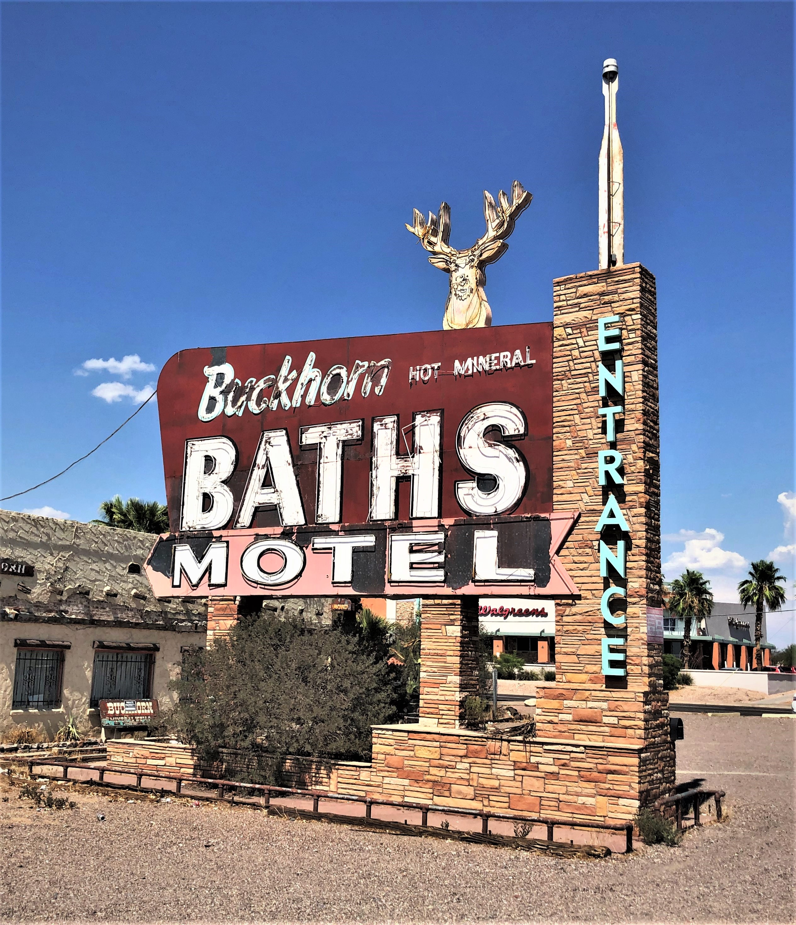 Buckhorn Baths Motel, Mesa