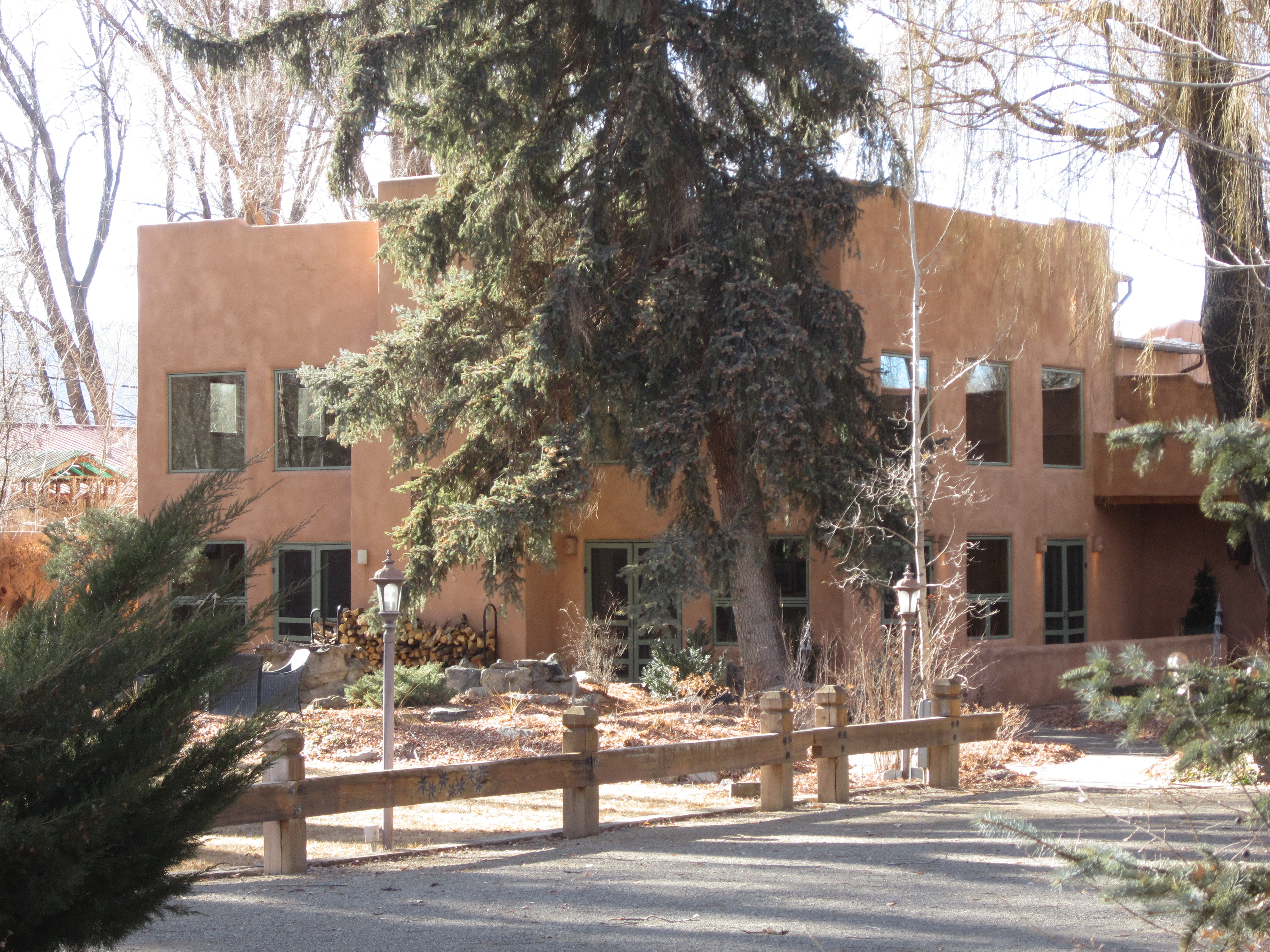 Hennings, E. Martin, House and Studio Historic District, Taos