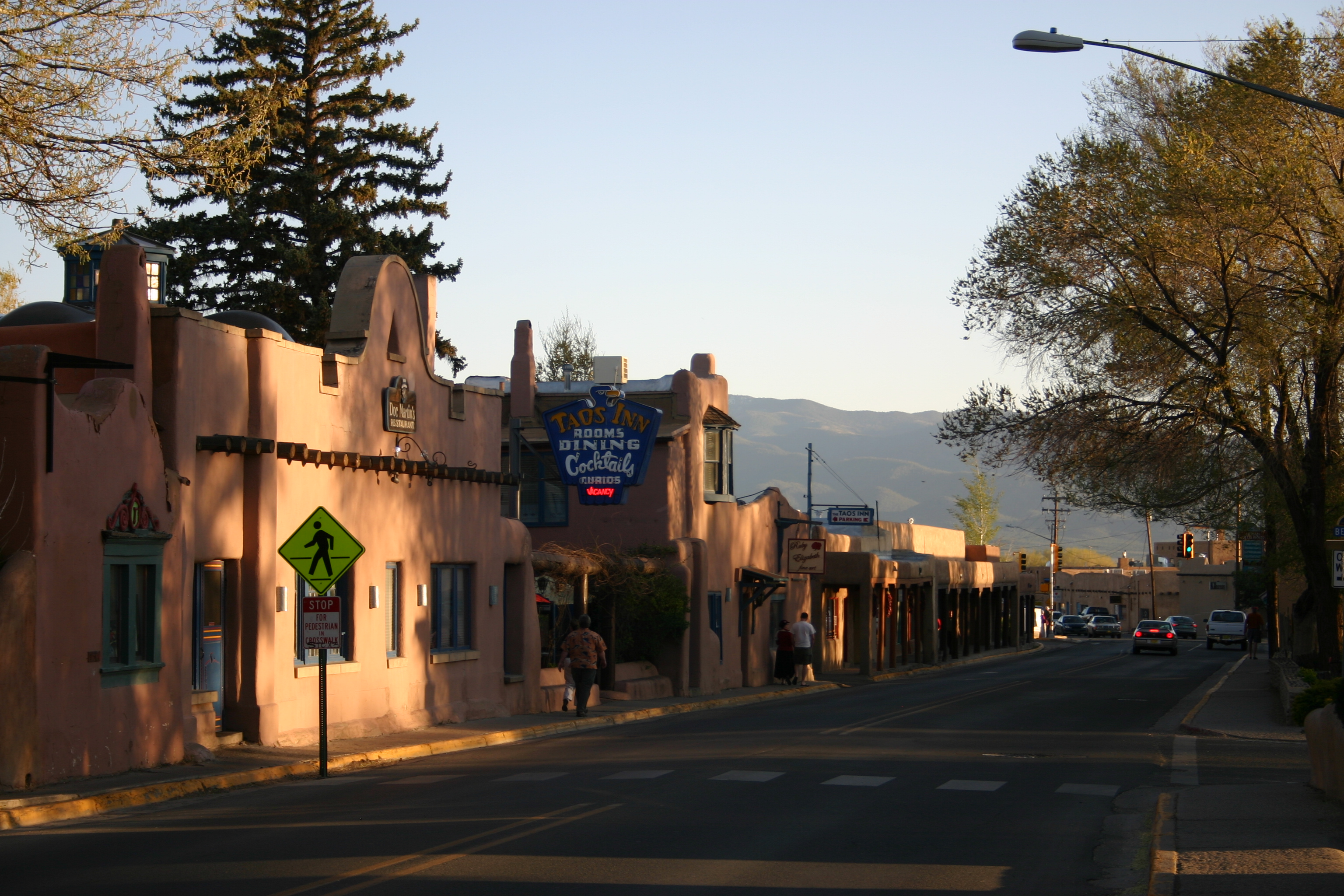 Taos Inn, Taos